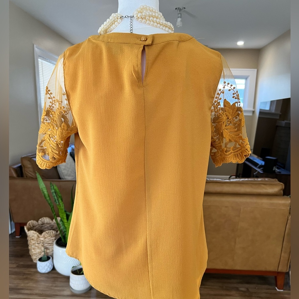 Elegant Mustard Lace Sleeve Top - Picture 3 of 7